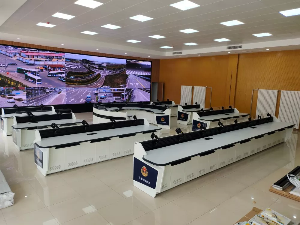 Suora valvontakonsoli